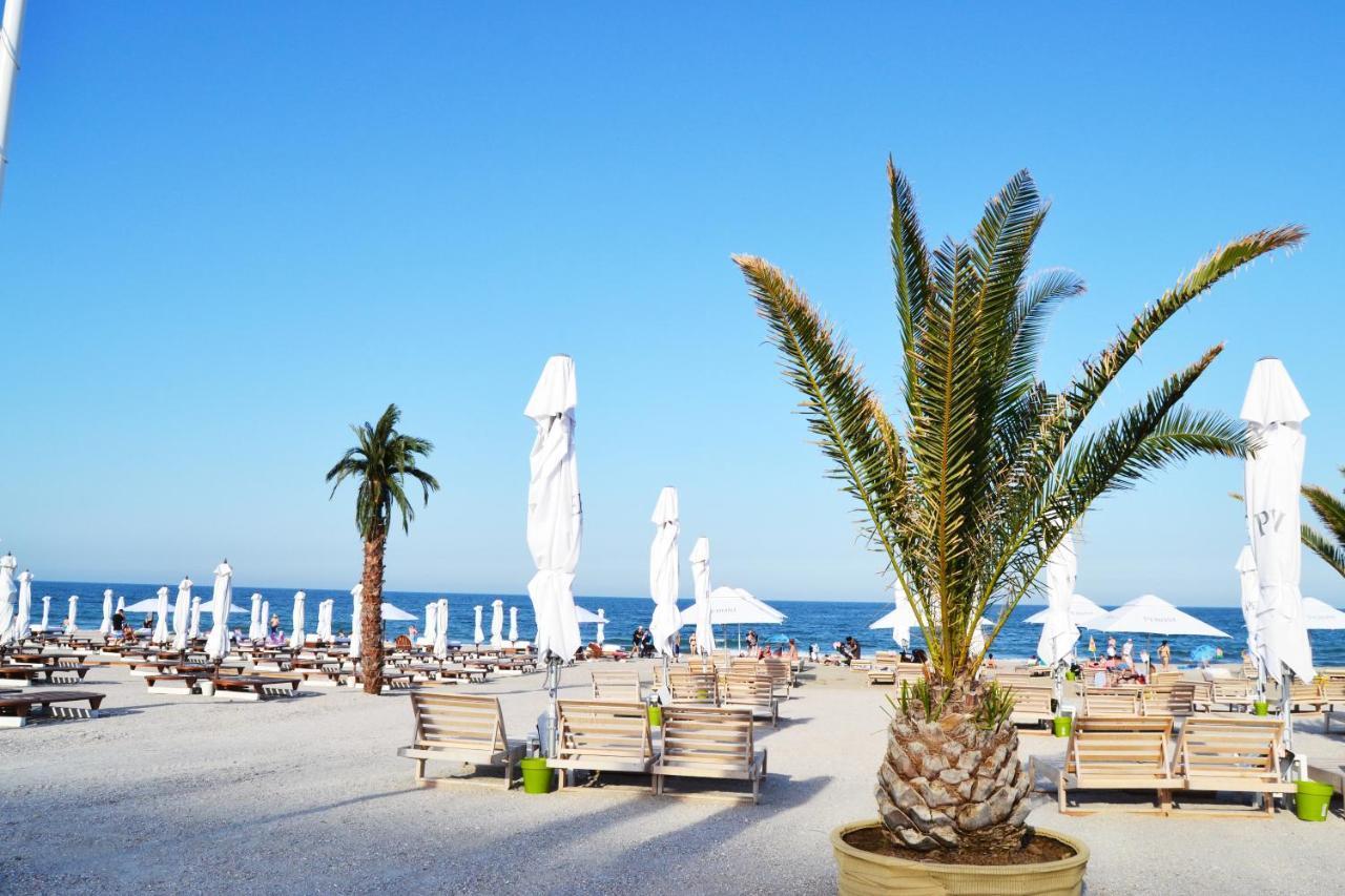 Caesar'S Studio Mamaia-Nord Exterior photo