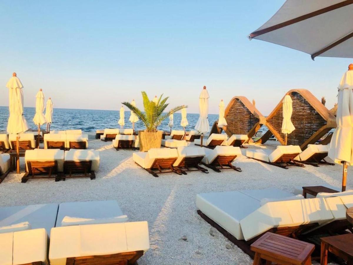 Caesar'S Studio Mamaia-Nord Exterior photo