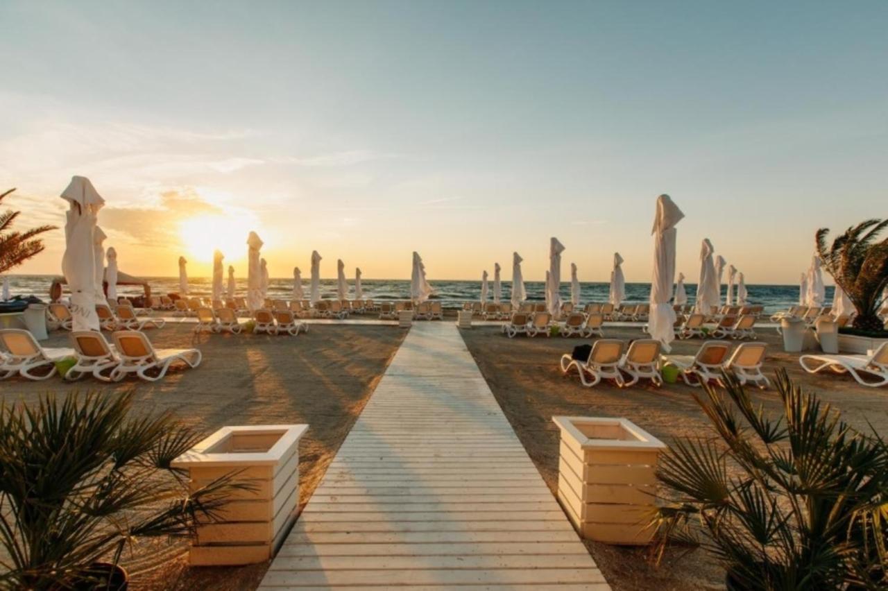 Caesar'S Studio Mamaia-Nord Exterior photo
