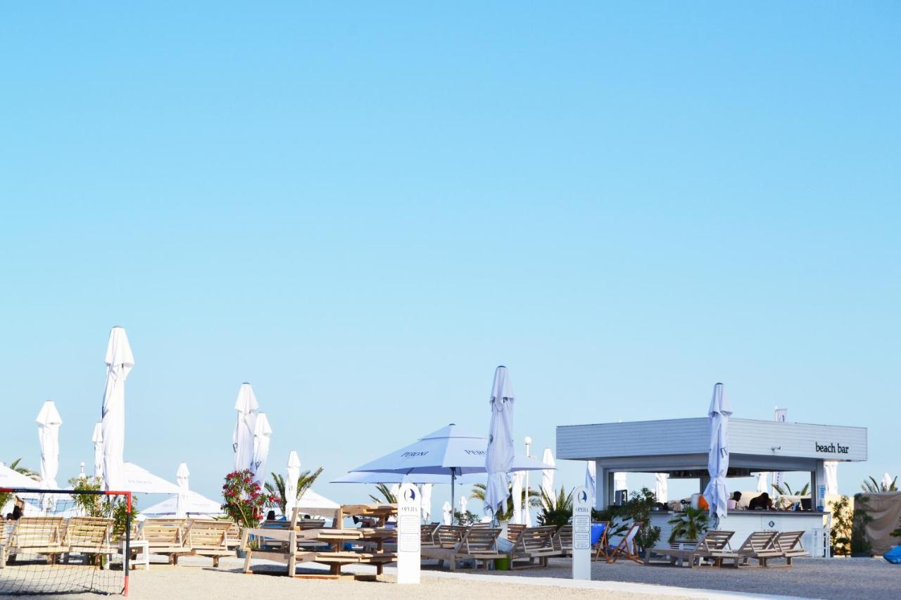 Caesar'S Studio Mamaia-Nord Exterior photo